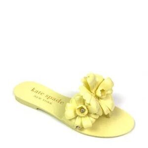 Kate Spade New York Jaylee in Lemon